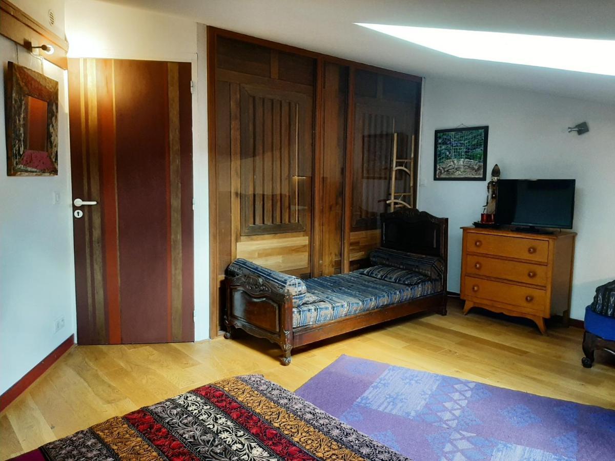 Chambres D'Hotes Le Petit Siam : Le Calme En Centre Ville Клермон-Феран Екстериор снимка