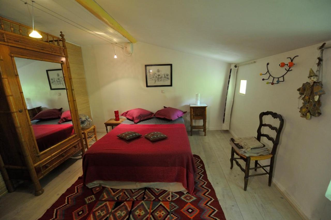 Chambres D'Hotes Le Petit Siam : Le Calme En Centre Ville Клермон-Феран Екстериор снимка