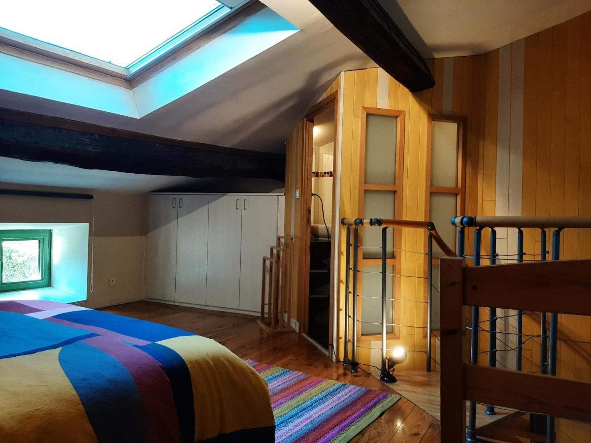 Chambres D'Hotes Le Petit Siam : Le Calme En Centre Ville Клермон-Феран Екстериор снимка