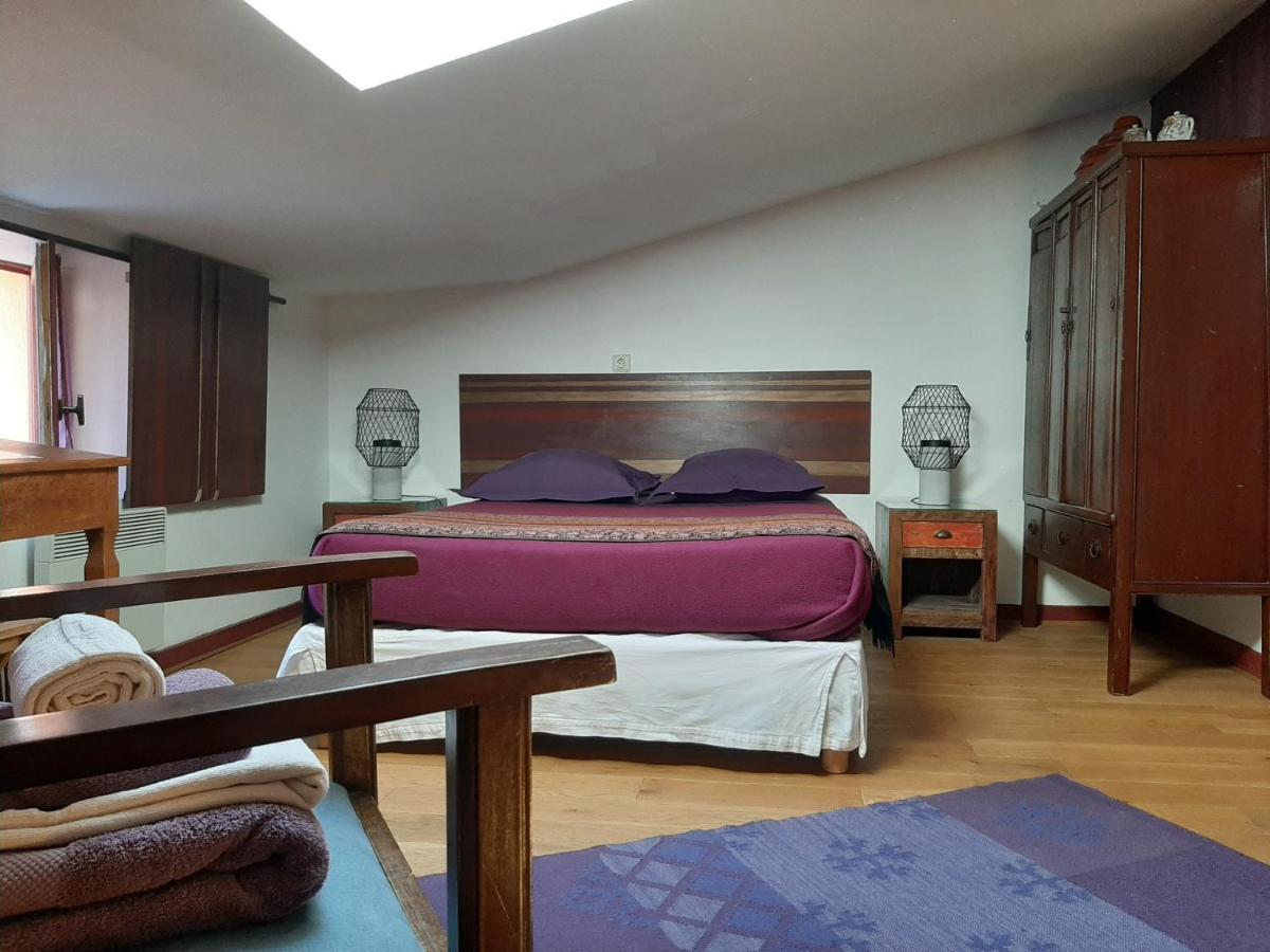 Chambres D'Hotes Le Petit Siam : Le Calme En Centre Ville Клермон-Феран Екстериор снимка