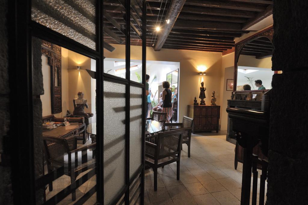 Chambres D'Hotes Le Petit Siam : Le Calme En Centre Ville Клермон-Феран Екстериор снимка